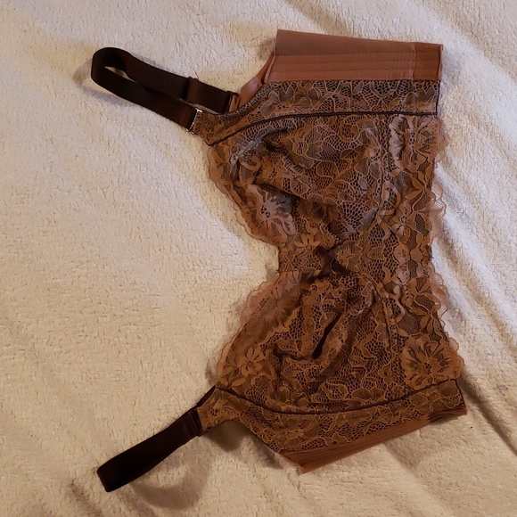 Lace bra - Picture 2 of 4